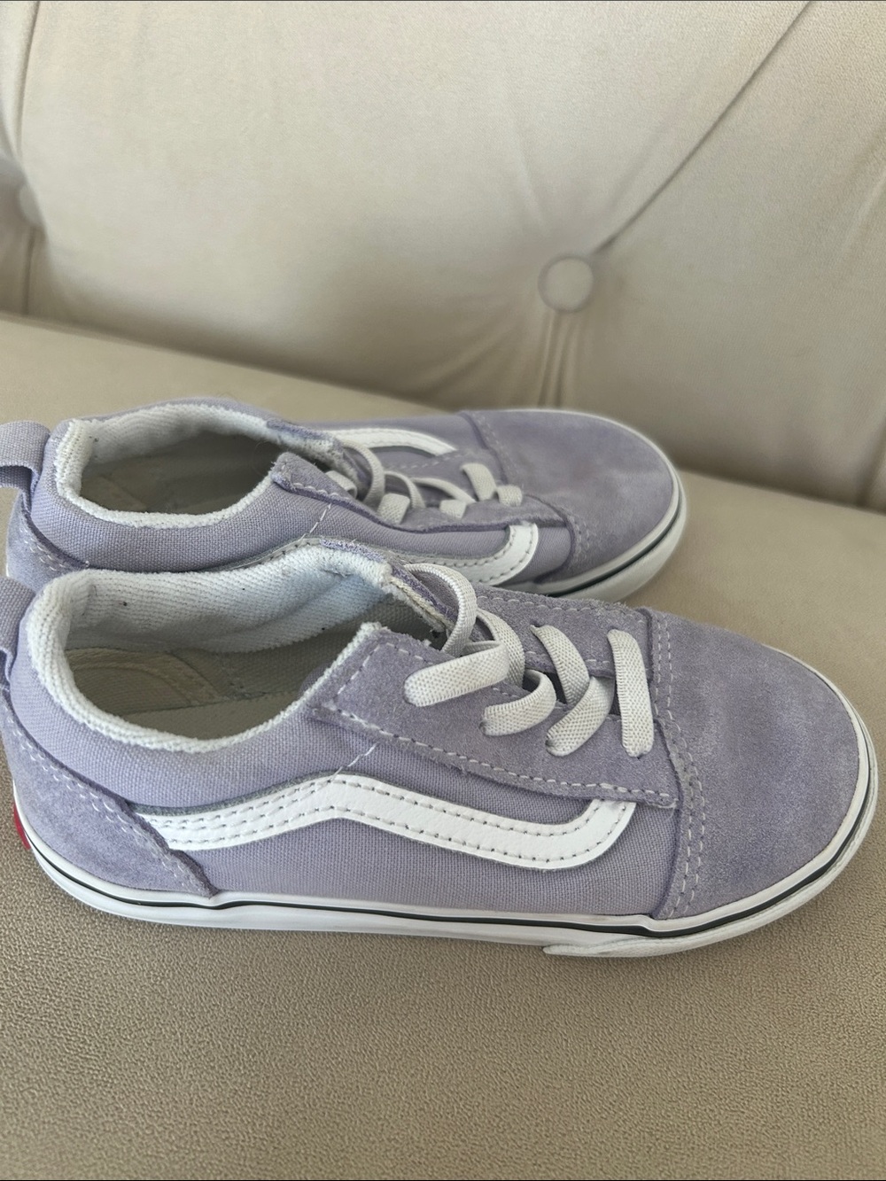 Toddler girls size 10 sneakers tennis shoes vans off the wall skater casual